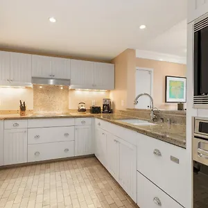 Turtle Bay Apartment